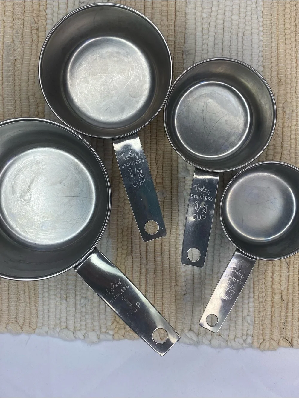 VTG FOLEY SCRIPT 4 PIECE STAINLESS MEASURING CUP SET 1/4 1/3 1/2 1 CUP w/SPOUT